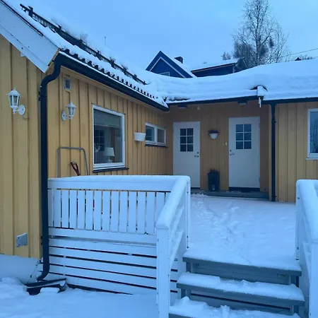 アパート House Centrally Located In キルケネス